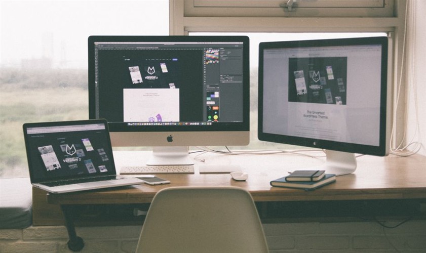 Modern 2026 Web Design Professional Workspace