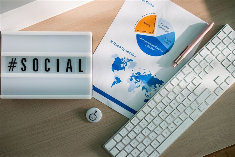Modern Social Media Strategy 2026 Infographic Ai And Community