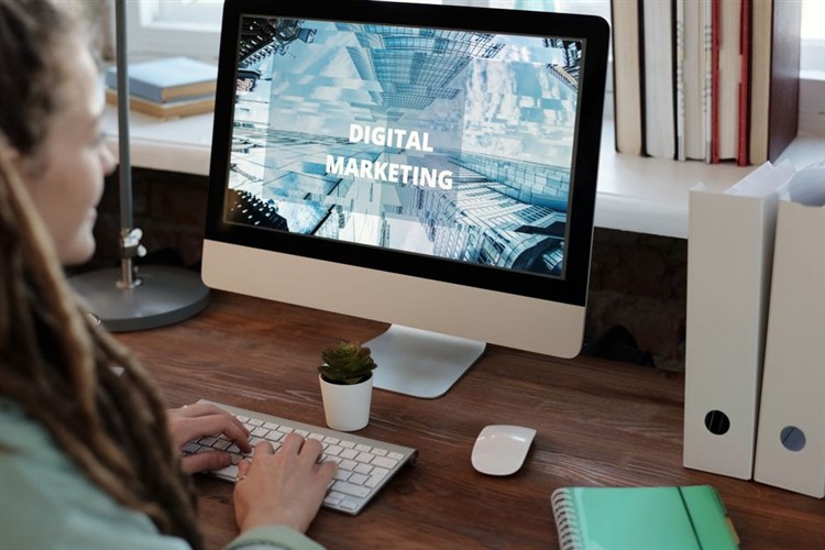 Professional Digital Marketing Strategist 2026 Modern Office