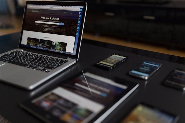 Responsive Web Designer Working On Multi-Screen Devices 2026